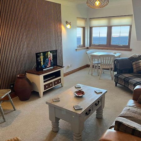 Luxury Seaside Home With Incredible Views Керкколди Экстерьер фото